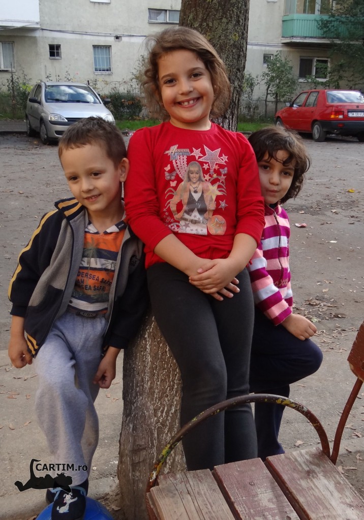 3 prieteni